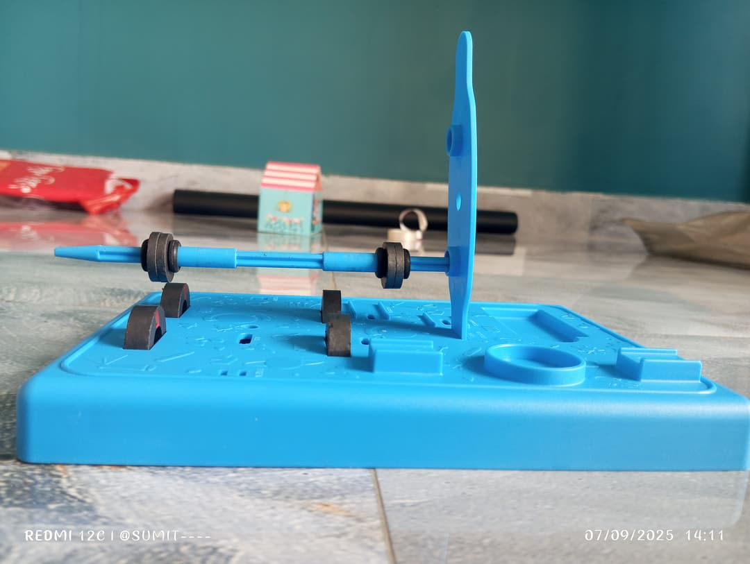 kids building a toy robot car